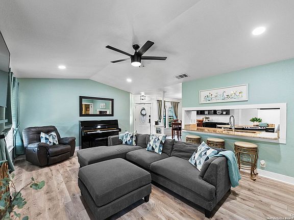 5th image of 5458 Vista Court