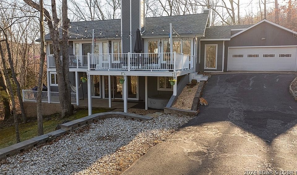 1st image of 758 Foxhead Shores Dr