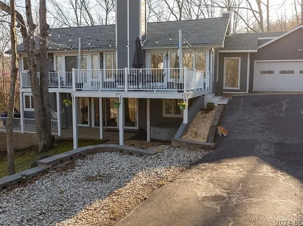 758 Foxhead Shores Dr, Linn Creek, MO 65052