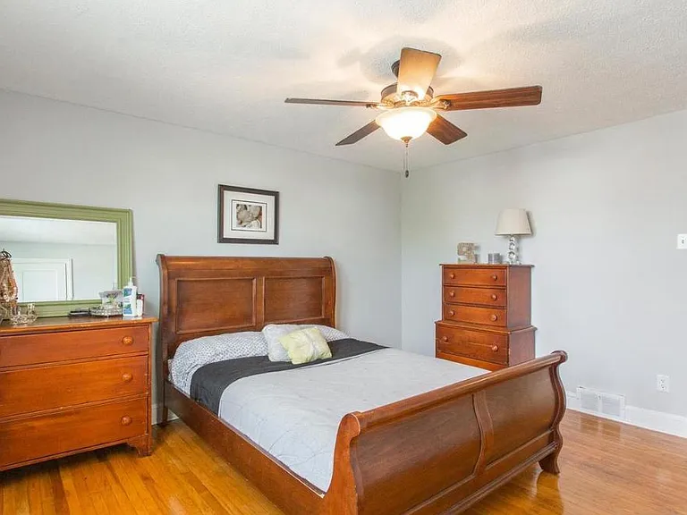 1144 Myrtlewood Ave — Photo 11