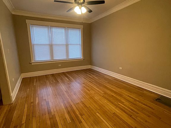 3rd image of 7556 S Langley Ave #1