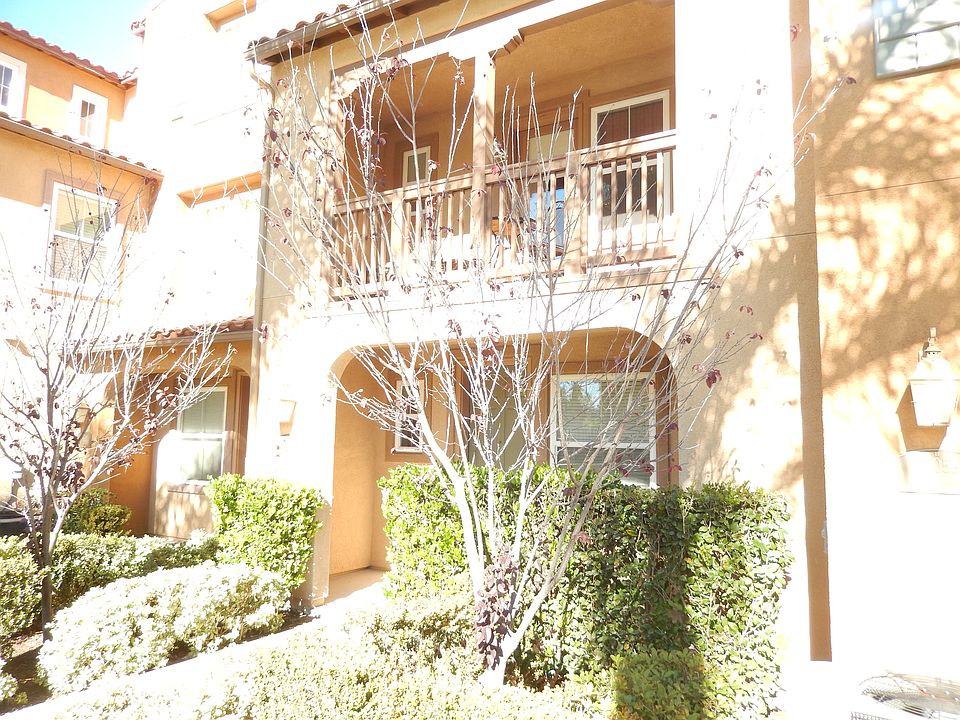 2nd image of 17058 Calle Trevino Unit 4
