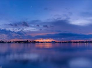 1535 Dolphin LN, NAPLES, FL 34102