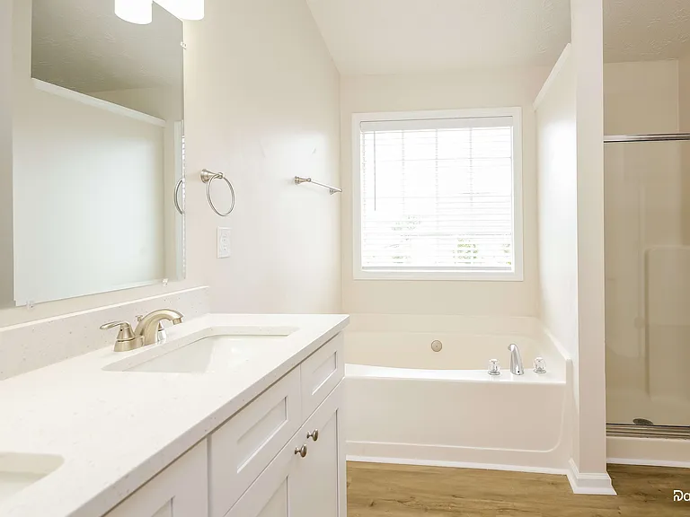 995 Clairidge Ln SW — Photo 13