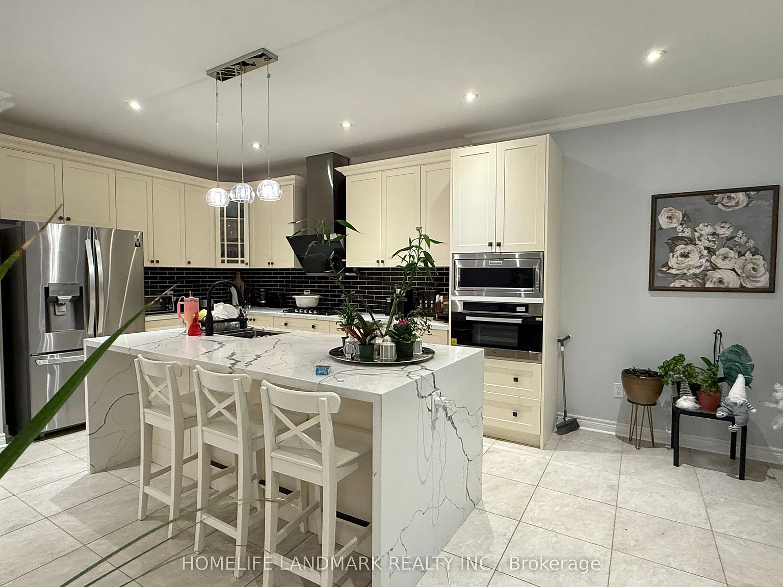 4 bed, $4,200 — Photo 4