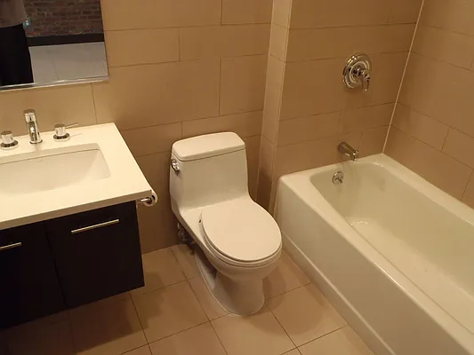 Rented by NY Space Finders Inc. | media 9