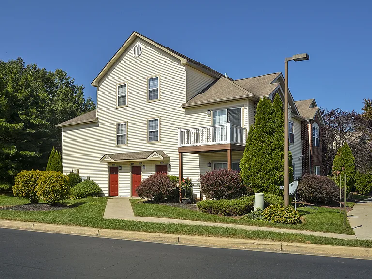 Iron Ridge and Stonegate Apartments — Photo 30