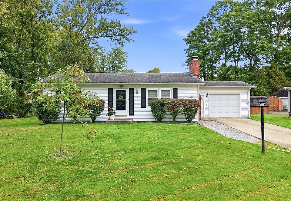 1st image of 3251 Shadyside Dr