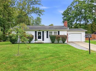 3251 Shadyside Dr, Hubbard, OH 44425