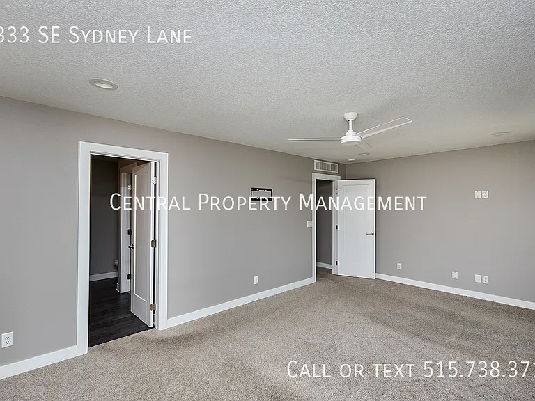 2333 SE Sydney Ln — Photo 20