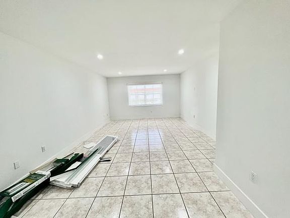 3rd image of 4050 NW 135th St #17-11