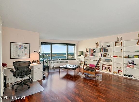 2nd image of 3100 N Lake Shore Dr APT 1012