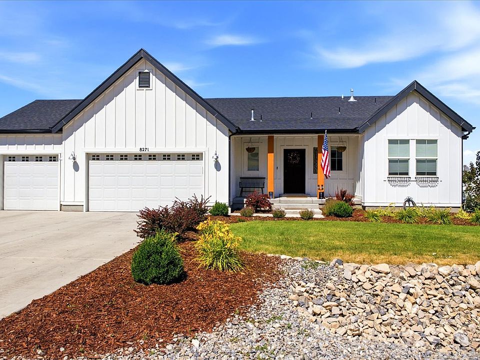 1st image of 8271 N Iron Horse Dr