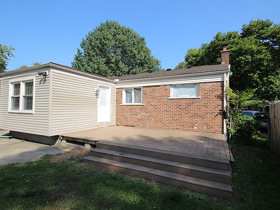 5th image of 2929 Maplewood Ave