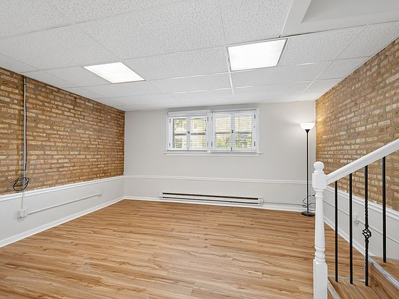 3rd image of 7216 Jackson Blvd #Gc