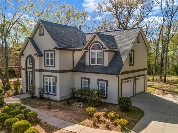 3139 Players Dr, Jonesboro, GA 30236