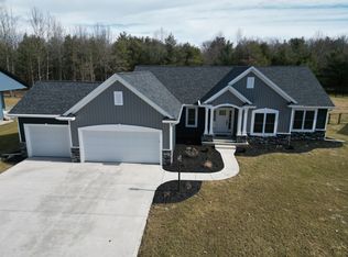 56162 River Shore Ln, Elkhart, IN 46516