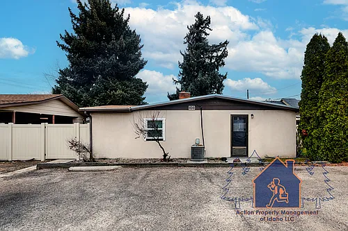 1013 W Willow Ave Photo 1 1013 W Willow Ave Photo 1