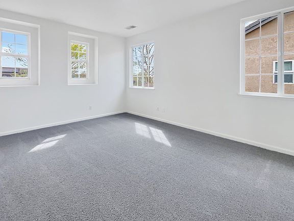4th image of 1417 Paddington Way #C