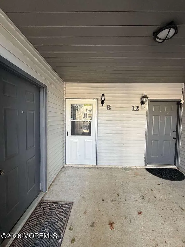 Building Photo - 8 Scotch Pine Dr #186