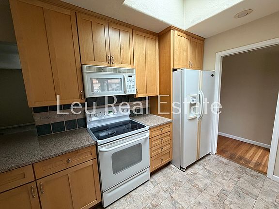 4th image of 108 Montrose Ct