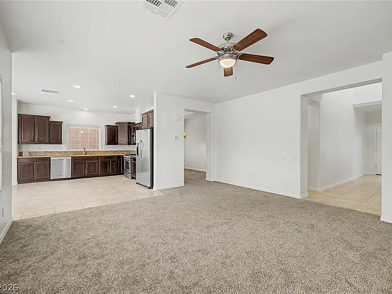 2608 Romarin Ter — Photo 9