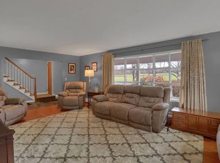 959 Country Club Dr, Williamsport, PA 17701