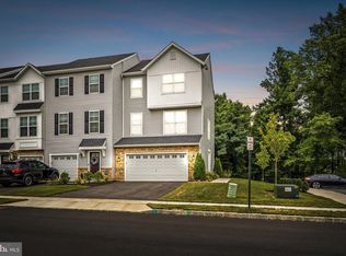 75 Aviary Rd, Thorofare, NJ 08086