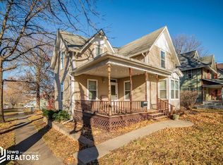 313 College Ave, Oskaloosa, IA 52577
