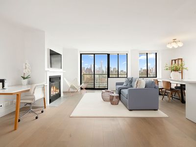 22 W 15th St APT 19D, New York, NY, 10011