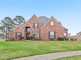 106 Augusta Dr, Broussard, LA 70518