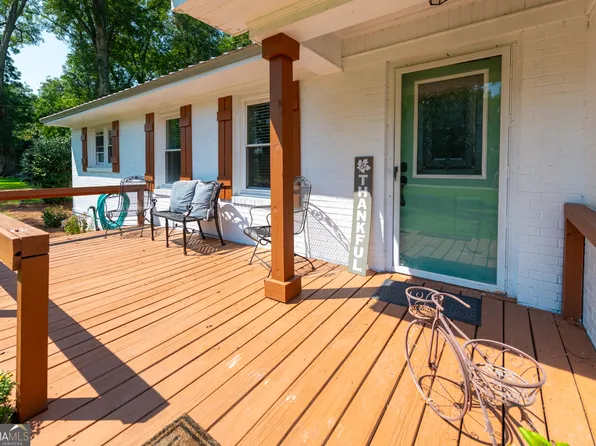 218 Turpentine Dr, Portal, GA 30450