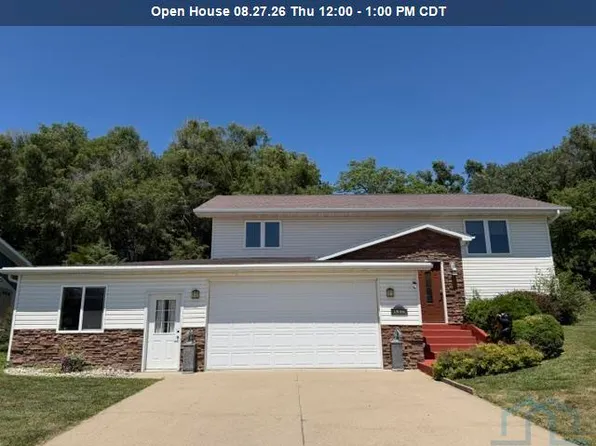 1546 Brandon Dr, Vermillion, SD 57069