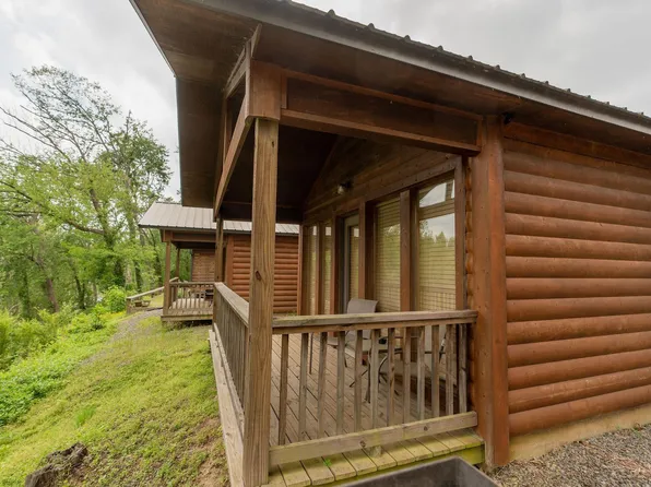 2 E Swinging Bridge Dr, Heber Springs, AR 72543