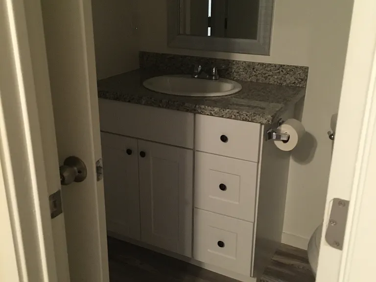 160 N Main St #11 — Photo 7