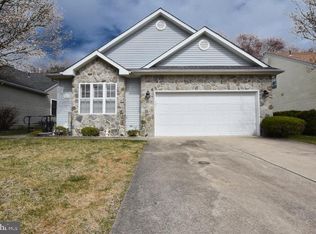 386 Saint Thomas Blvd, Williamstown, NJ 08094