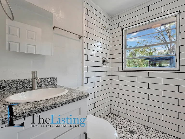 1820 Rogers Ave #B-1 — Photo 8