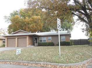 1201 N Pine St, Ponca City, OK 74601