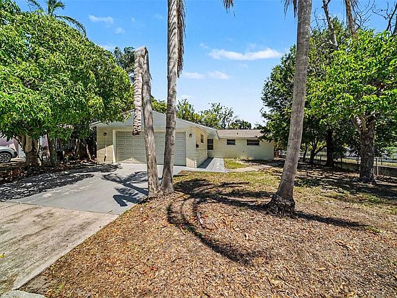 4th image of 5301 82ND AVENUE N