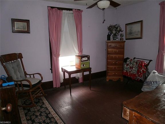 4th image of 391 Alice St