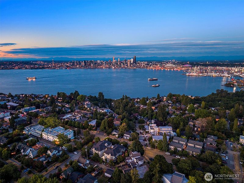 2nd image of 1914 C Ferry Avenue SW