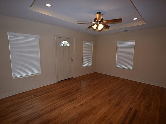 2nd image of 3118 1st Ave