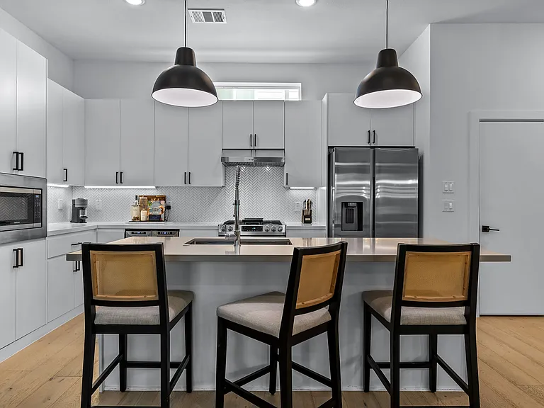 1507 N Garrett Ave #203 — Photo 19