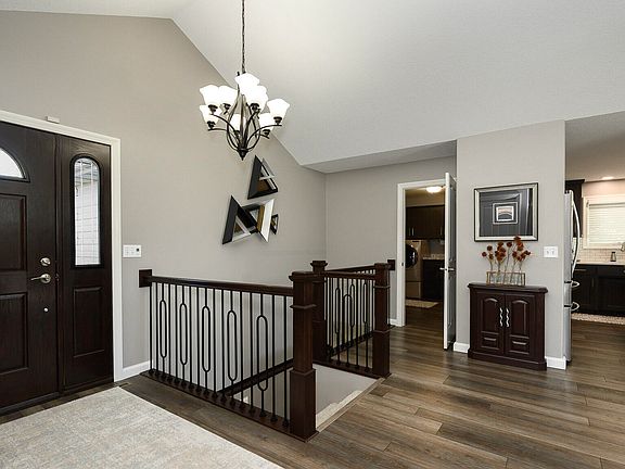 4th image of 751 Juniper Dr