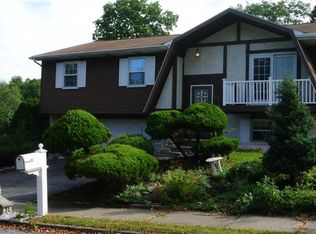 2431 S Bradford St, Allentown, PA 18103