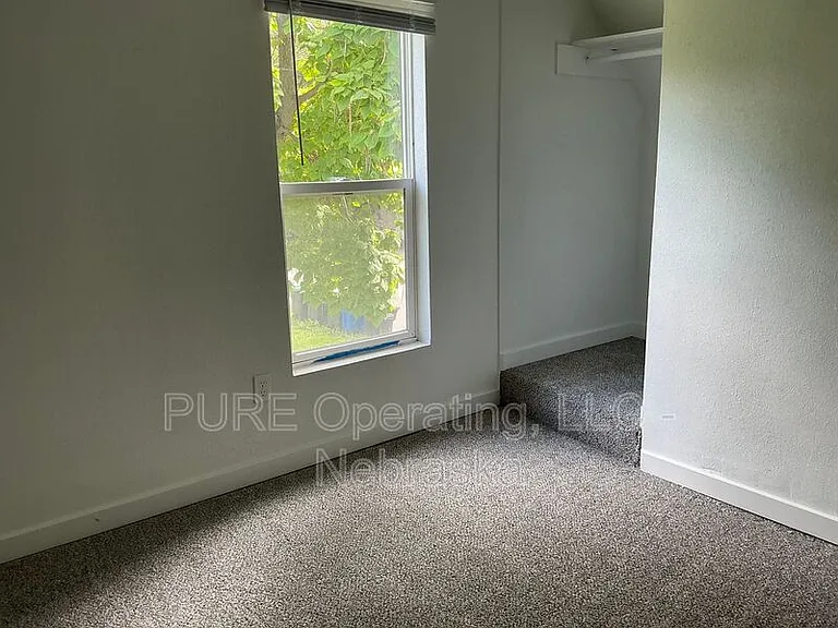 4245 Burdette St — Photo 10