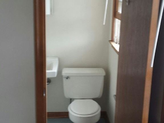 3rd image of 4957 Cuming St APT 5