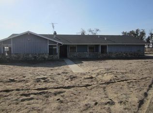 2733 W Conejo Ave, Caruthers, CA 93609
