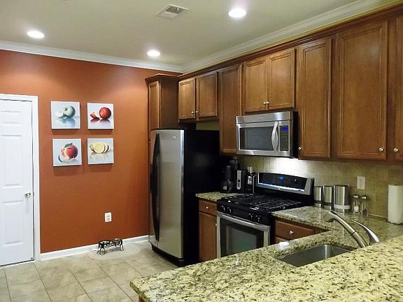 2nd image of 4493A Beacon Grove Cir