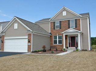 2392 Sussex Ln, Carpentersville, IL 60110